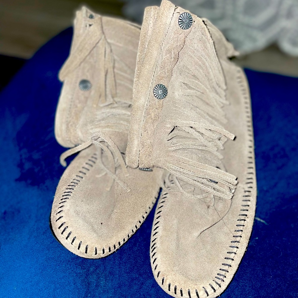Comfy suede boots